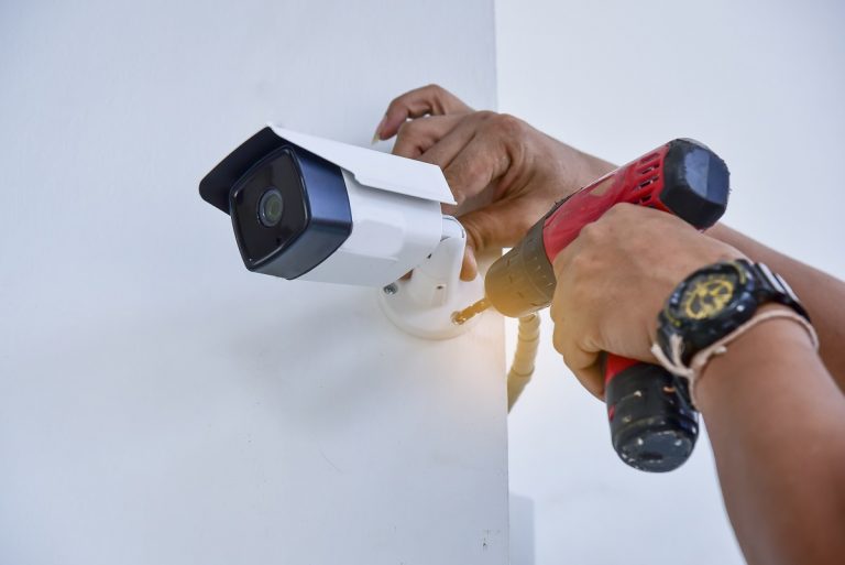 What Are The Benefits Of Hiring The Professionals For CCTV Installation?