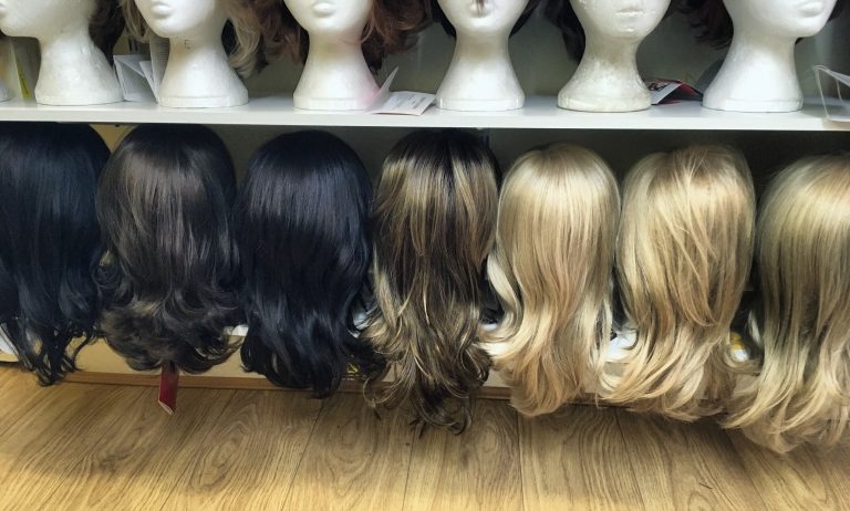 What To Choose? Human Hair Or Synthetic Hair?